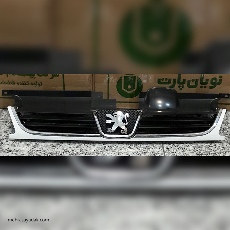 جلو پنجره پژو SLX سفید